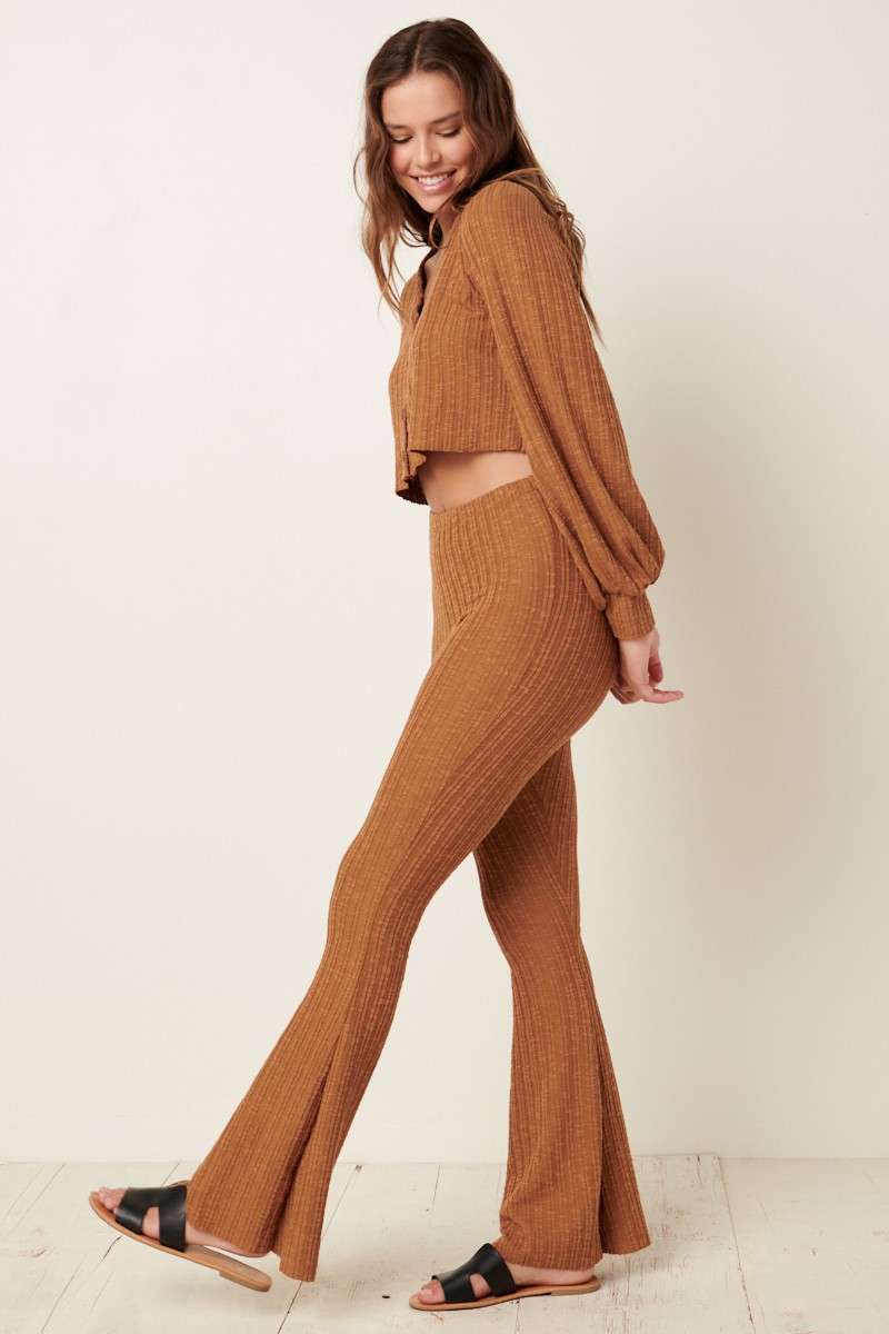 Ribbed Flared Yoga Pants - Honey